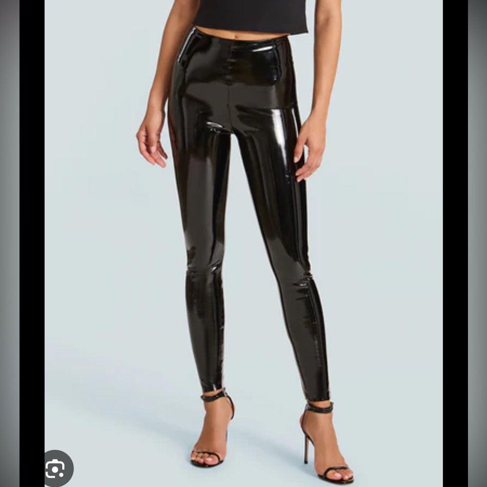 Commando Black 7/8 Patent Leather Pants